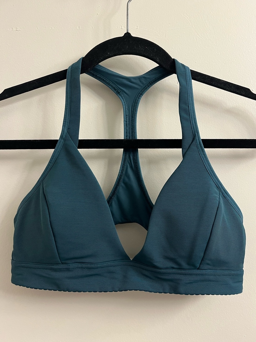 Lululemon All Day Breeze Bra Size 4